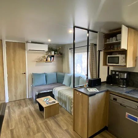 Chez Isa Kemping Saint-Julien-en-Born